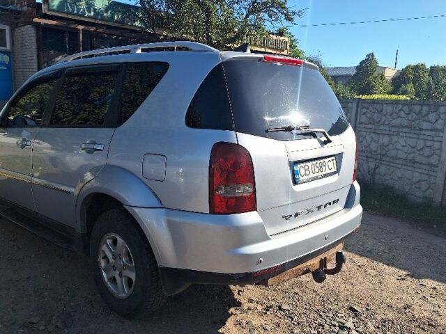 Серый Cанг Йонг Рекстон, объемом двигателя 2.7 л и пробегом 195 тыс. км за 8500 $, фото 3 на Automoto.ua