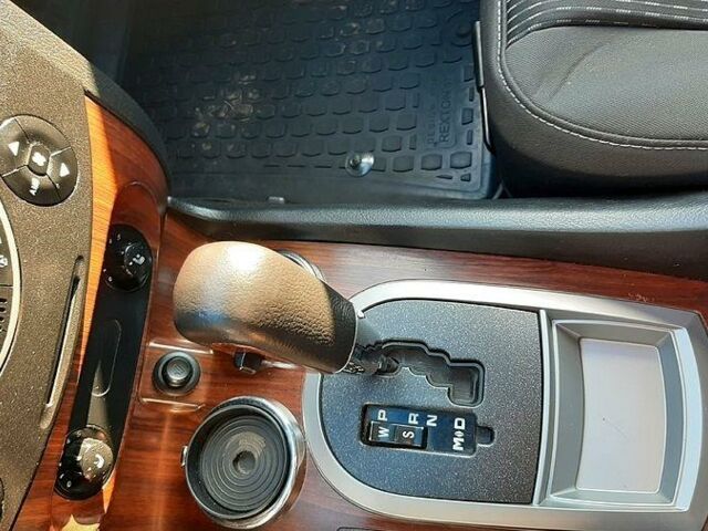 Сірий Cанг Йонг Rexton, об'ємом двигуна 2.7 л та пробігом 202 тис. км за 3000 $, фото 9 на Automoto.ua