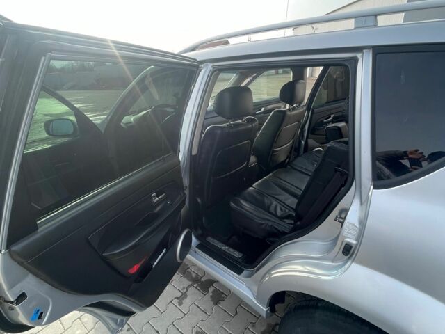 Сірий Cанг Йонг Rexton, об'ємом двигуна 2.7 л та пробігом 301 тис. км за 3200 $, фото 7 на Automoto.ua