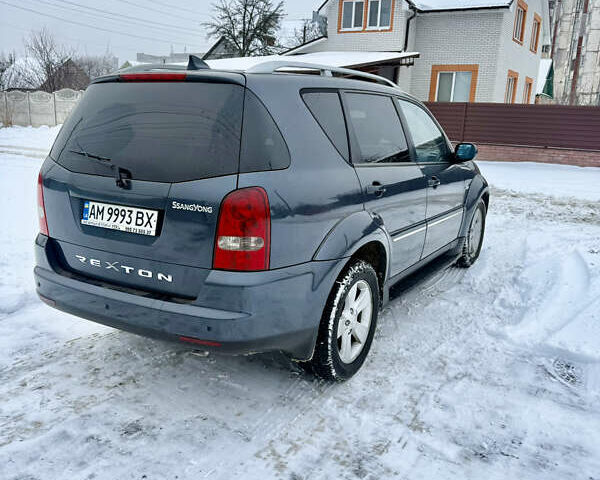 Серый Cанг Йонг Рекстон, объемом двигателя 2.7 л и пробегом 126 тыс. км за 8900 $, фото 3 на Automoto.ua