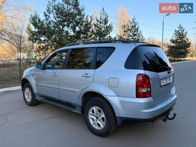 Сірий Cанг Йонг Rexton, об'ємом двигуна 2.7 л та пробігом 200 тис. км за 6700 $, фото 13 на Automoto.ua
