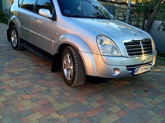 Сірий Cанг Йонг Rexton, об'ємом двигуна 2.7 л та пробігом 166 тис. км за 7777 $, фото 10 на Automoto.ua