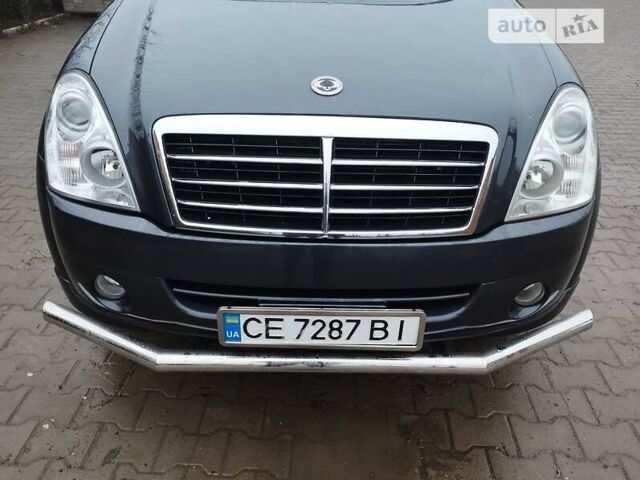 Сірий Cанг Йонг Rexton, об'ємом двигуна 2.7 л та пробігом 179 тис. км за 8000 $, фото 25 на Automoto.ua