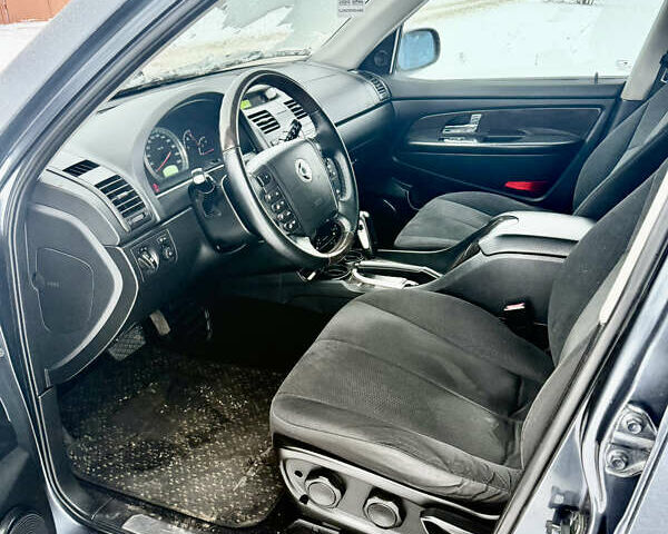 Серый Cанг Йонг Рекстон, объемом двигателя 2.7 л и пробегом 126 тыс. км за 8900 $, фото 7 на Automoto.ua