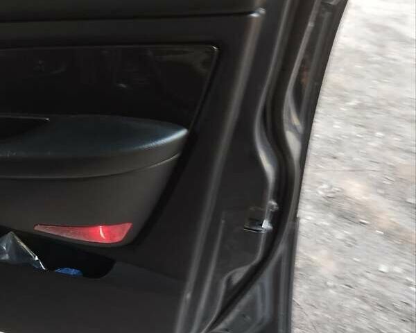 Сірий Cанг Йонг Rexton, об'ємом двигуна 2.7 л та пробігом 188 тис. км за 10800 $, фото 10 на Automoto.ua