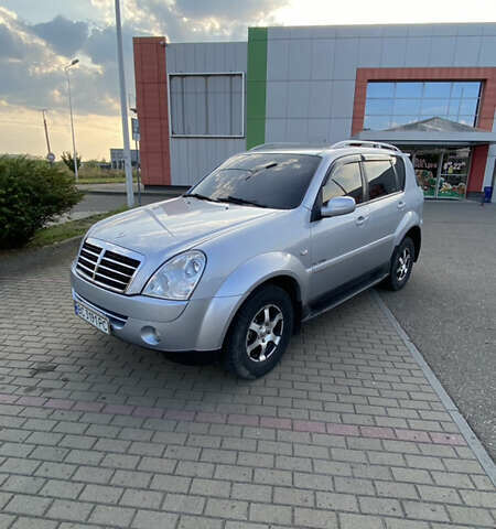 Сірий Cанг Йонг Rexton, об'ємом двигуна 2.7 л та пробігом 210 тис. км за 8900 $, фото 27 на Automoto.ua