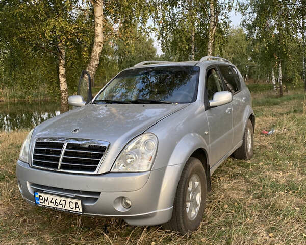 Серый Cанг Йонг Рекстон, объемом двигателя 2.7 л и пробегом 135 тыс. км за 8400 $, фото 2 на Automoto.ua