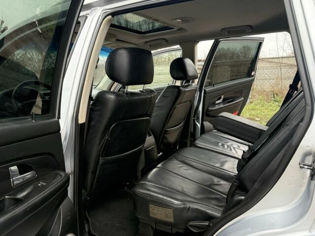 Серый Cанг Йонг Рекстон, объемом двигателя 2.7 л и пробегом 188 тыс. км за 5950 $, фото 15 на Automoto.ua