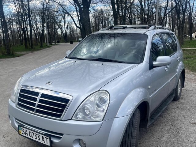 Сірий Cанг Йонг Rexton, об'ємом двигуна 0.27 л та пробігом 207 тис. км за 8700 $, фото 8 на Automoto.ua