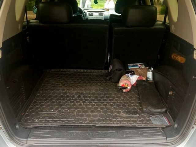 Сірий Cанг Йонг Rexton, об'ємом двигуна 2.7 л та пробігом 168 тис. км за 9350 $, фото 5 на Automoto.ua