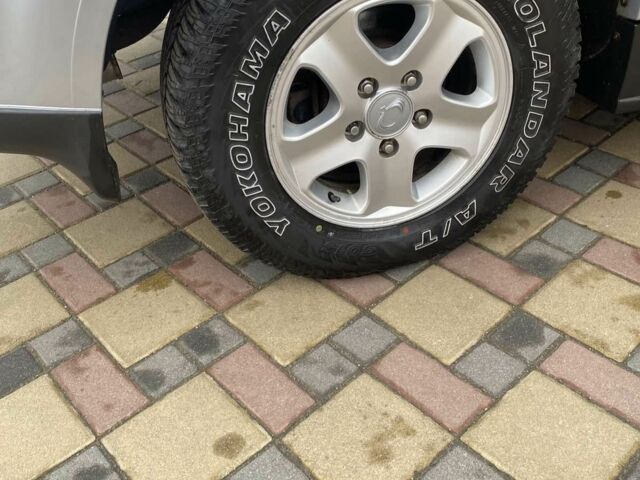 Серый Cанг Йонг Рекстон, объемом двигателя 2.7 л и пробегом 232 тыс. км за 8200 $, фото 9 на Automoto.ua