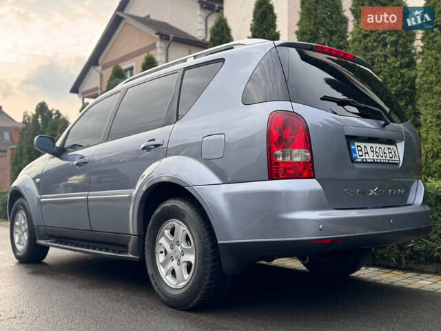 Серый Cанг Йонг Рекстон, объемом двигателя 2.7 л и пробегом 220 тыс. км за 8999 $, фото 27 на Automoto.ua