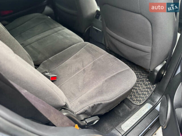 Серый Cанг Йонг Рекстон, объемом двигателя 2.7 л и пробегом 220 тыс. км за 8999 $, фото 58 на Automoto.ua