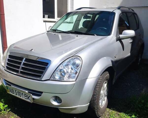 Сірий Cанг Йонг Rexton, об'ємом двигуна 2.7 л та пробігом 267 тис. км за 7400 $, фото 15 на Automoto.ua