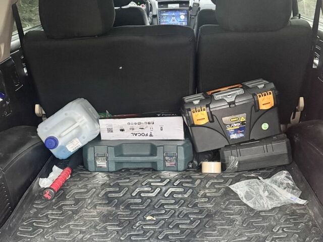 Серый Cанг Йонг Рекстон, объемом двигателя 2.7 л и пробегом 2 тыс. км за 8000 $, фото 9 на Automoto.ua