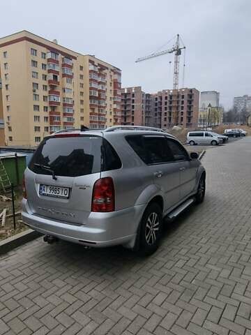 Сірий Cанг Йонг Rexton, об'ємом двигуна 2.7 л та пробігом 103 тис. км за 11150 $, фото 5 на Automoto.ua