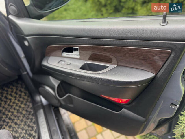 Серый Cанг Йонг Рекстон, объемом двигателя 2.7 л и пробегом 220 тыс. км за 8999 $, фото 60 на Automoto.ua