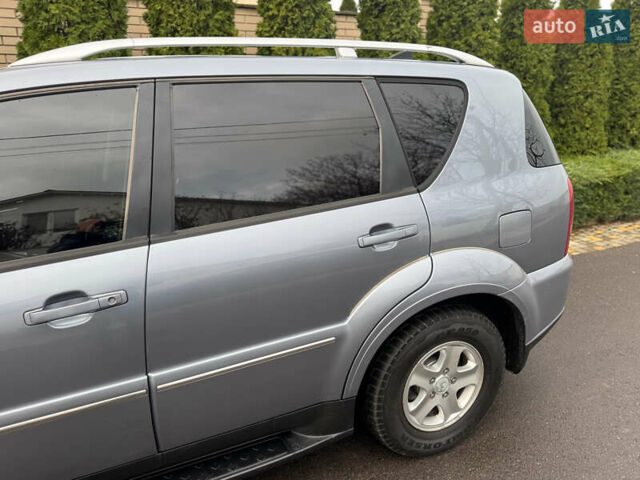 Серый Cанг Йонг Рекстон, объемом двигателя 2.7 л и пробегом 220 тыс. км за 8999 $, фото 30 на Automoto.ua