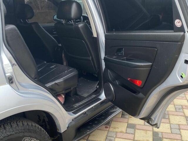 Серый Cанг Йонг Рекстон, объемом двигателя 2.7 л и пробегом 232 тыс. км за 8200 $, фото 23 на Automoto.ua