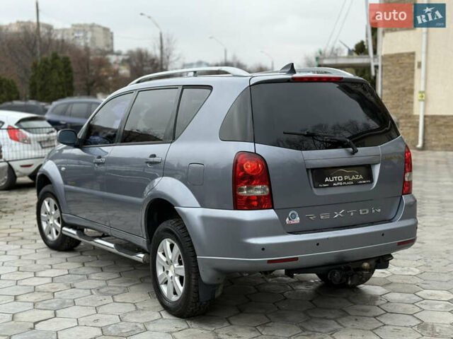 Серый Cанг Йонг Рекстон, объемом двигателя 2.7 л и пробегом 215 тыс. км за 7500 $, фото 30 на Automoto.ua