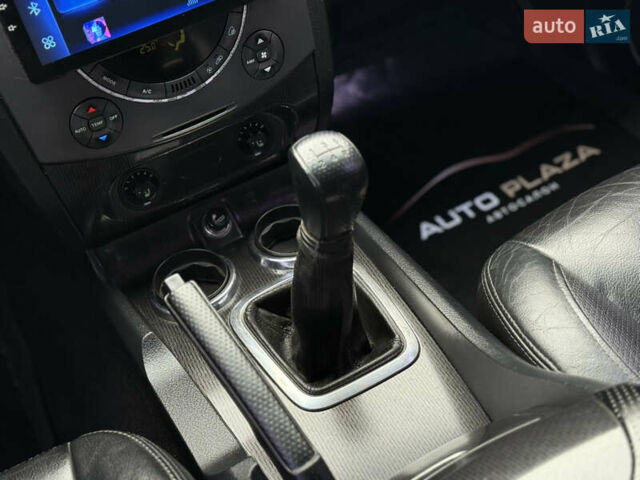 Серый Cанг Йонг Рекстон, объемом двигателя 2.7 л и пробегом 215 тыс. км за 7500 $, фото 48 на Automoto.ua