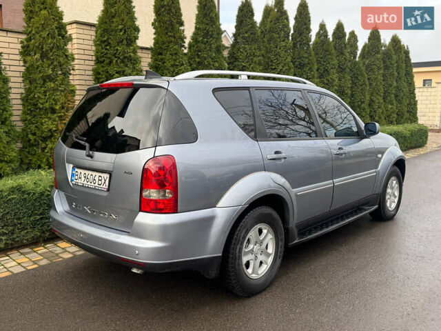 Серый Cанг Йонг Рекстон, объемом двигателя 2.7 л и пробегом 220 тыс. км за 8999 $, фото 8 на Automoto.ua