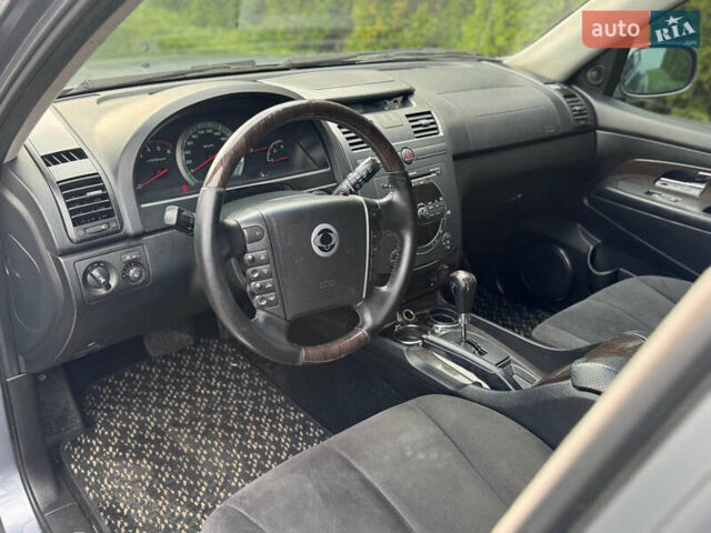 Серый Cанг Йонг Рекстон, объемом двигателя 2.7 л и пробегом 220 тыс. км за 8999 $, фото 41 на Automoto.ua