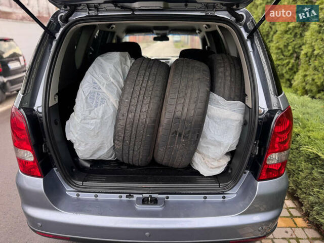 Серый Cанг Йонг Рекстон, объемом двигателя 2.7 л и пробегом 220 тыс. км за 8999 $, фото 55 на Automoto.ua