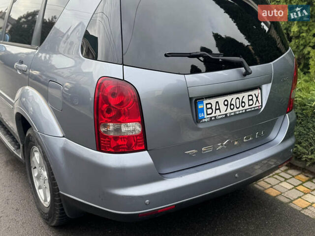 Серый Cанг Йонг Рекстон, объемом двигателя 2.7 л и пробегом 220 тыс. км за 8999 $, фото 28 на Automoto.ua