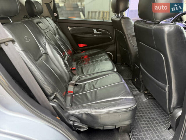 Серый Cанг Йонг Рекстон, объемом двигателя 2.7 л и пробегом 215 тыс. км за 7500 $, фото 38 на Automoto.ua