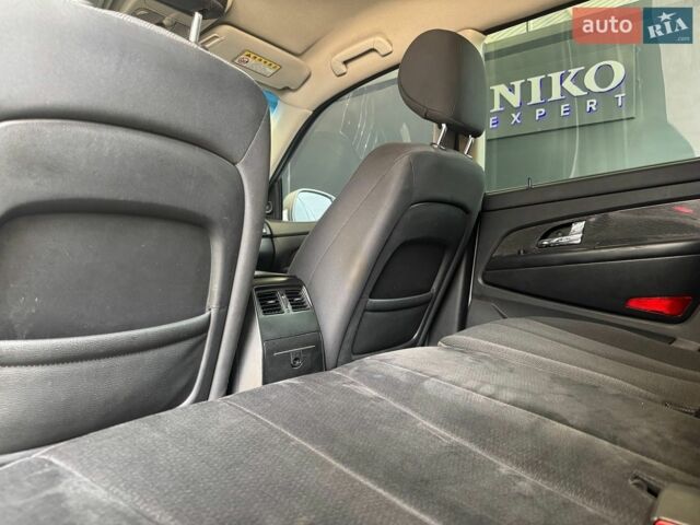 Сірий Cанг Йонг Rexton, об'ємом двигуна 2.7 л та пробігом 189 тис. км за 9300 $, фото 28 на Automoto.ua