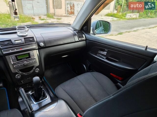 Сірий Cанг Йонг Rexton, об'ємом двигуна 2.7 л та пробігом 137 тис. км за 10700 $, фото 19 на Automoto.ua