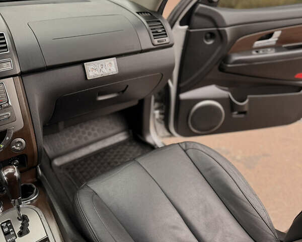 Сірий Cанг Йонг Rexton, об'ємом двигуна 2.7 л та пробігом 205 тис. км за 10999 $, фото 32 на Automoto.ua