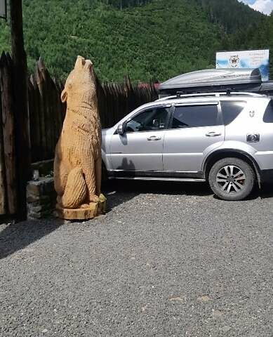 Сірий Cанг Йонг Rexton, об'ємом двигуна 2.7 л та пробігом 97 тис. км за 15000 $, фото 7 на Automoto.ua