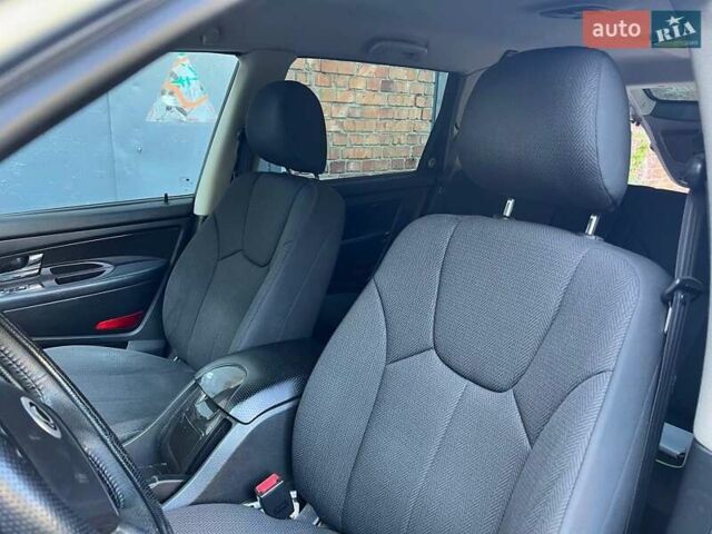Сірий Cанг Йонг Rexton, об'ємом двигуна 2.7 л та пробігом 160 тис. км за 12500 $, фото 5 на Automoto.ua