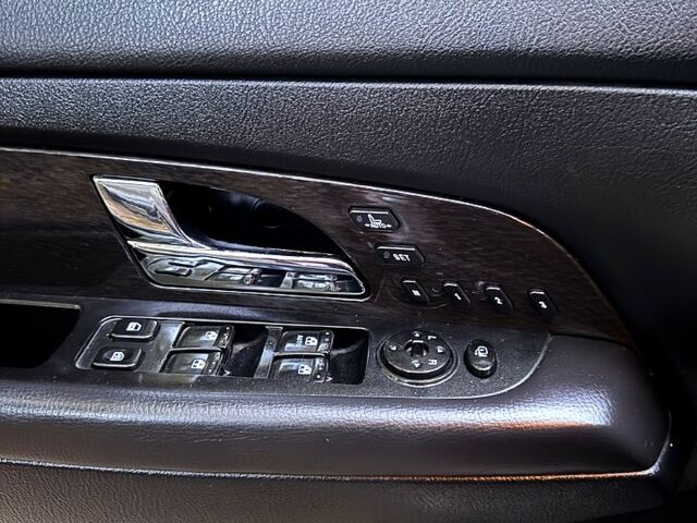 Сірий Cанг Йонг Rexton, об'ємом двигуна 2 л та пробігом 126 тис. км за 10400 $, фото 4 на Automoto.ua