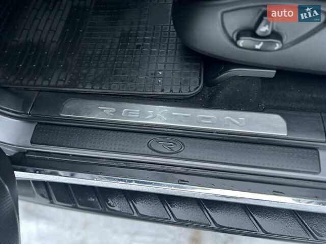 Серый Cанг Йонг Рекстон, объемом двигателя 2 л и пробегом 149 тыс. км за 14700 $, фото 54 на Automoto.ua