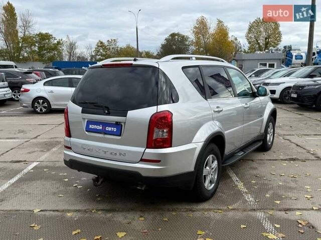 Cанг Йонг Рекстон 2015 в Киеве на Automoto.ua Серый Cанг Йонг Рекстон, объемом двигателя 2 л и пробегом 243 тыс. км за 16900 $, фото 3 на Automoto.ua