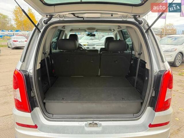 Cанг Йонг Рекстон 2015 в Киеве на Automoto.ua Серый Cанг Йонг Рекстон, объемом двигателя 2 л и пробегом 243 тыс. км за 16900 $, фото 21 на Automoto.ua