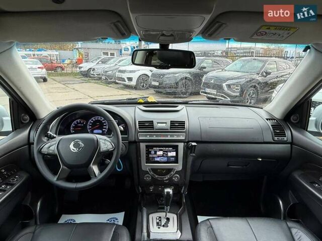 Cанг Йонг Рекстон 2015 в Киеве на Automoto.ua Серый Cанг Йонг Рекстон, объемом двигателя 2 л и пробегом 243 тыс. км за 16900 $, фото 11 на Automoto.ua