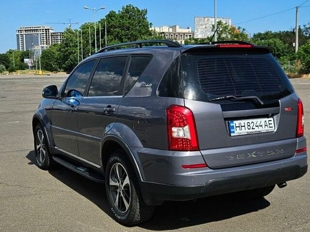 Сірий Cанг Йонг Rexton, об'ємом двигуна 2.16 л та пробігом 186 тис. км за 15600 $, фото 8 на Automoto.ua