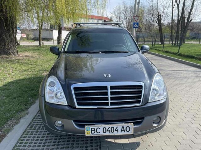 Синій Cанг Йонг Rexton, об'ємом двигуна 0 л та пробігом 230 тис. км за 8700 $, фото 1 на Automoto.ua