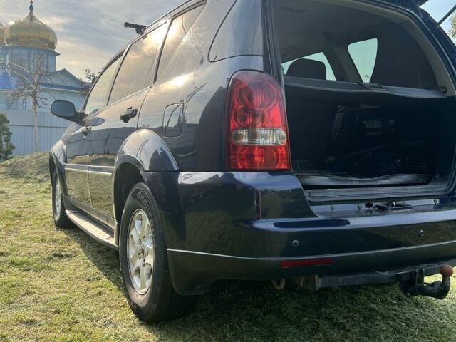 Синій Cанг Йонг Rexton, об'ємом двигуна 2.7 л та пробігом 210 тис. км за 7500 $, фото 3 на Automoto.ua