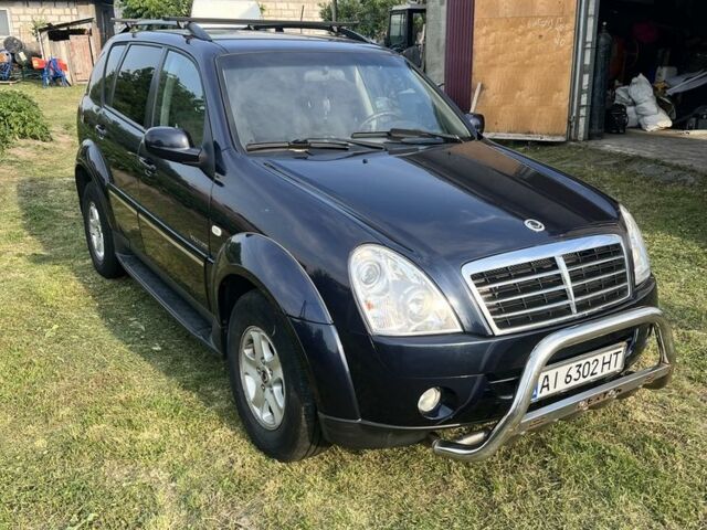 Синій Cанг Йонг Rexton, об'ємом двигуна 2.7 л та пробігом 210 тис. км за 7500 $, фото 1 на Automoto.ua
