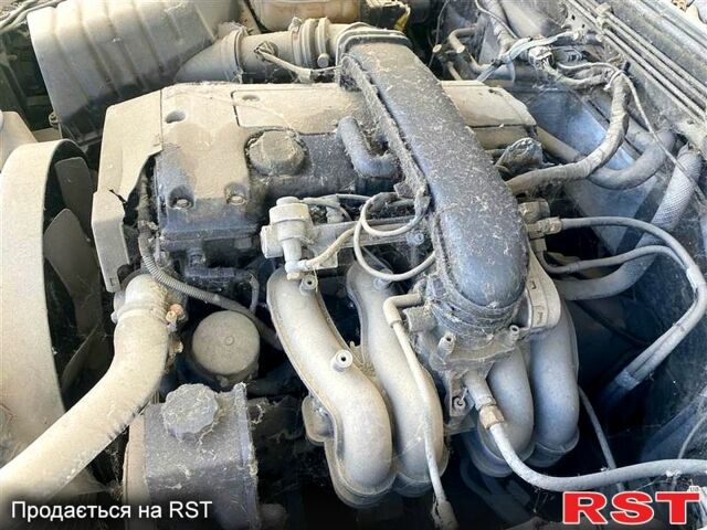 Синій Cанг Йонг Rexton, об'ємом двигуна 2.3 л та пробігом 180 тис. км за 4980 $, фото 10 на Automoto.ua