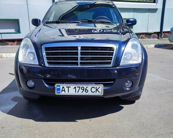 Синій Cанг Йонг Rexton, об'ємом двигуна 2.7 л та пробігом 168 тис. км за 7400 $, фото 1 на Automoto.ua