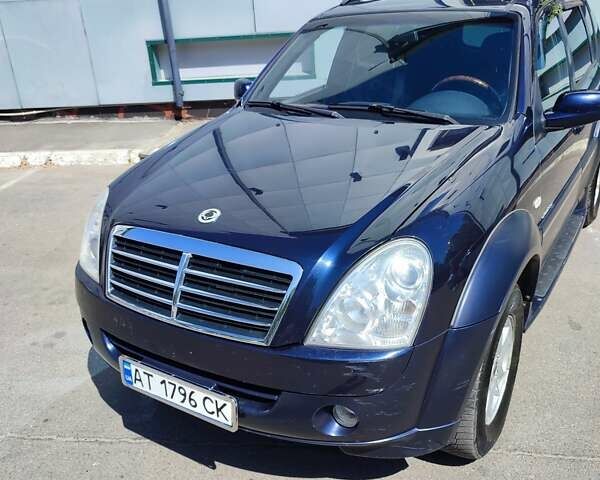 Синій Cанг Йонг Rexton, об'ємом двигуна 2.7 л та пробігом 168 тис. км за 7400 $, фото 12 на Automoto.ua