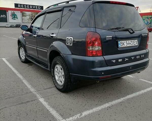 Синій Cанг Йонг Rexton, об'ємом двигуна 2.7 л та пробігом 307 тис. км за 8800 $, фото 3 на Automoto.ua