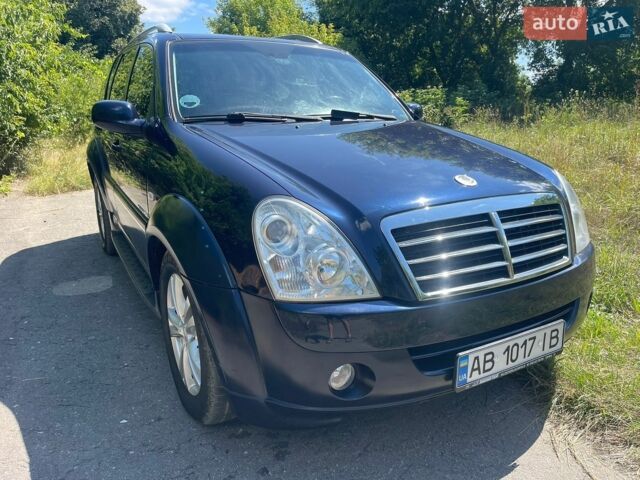 Синій Cанг Йонг Rexton, об'ємом двигуна 2.7 л та пробігом 238 тис. км за 5000 $, фото 29 на Automoto.ua