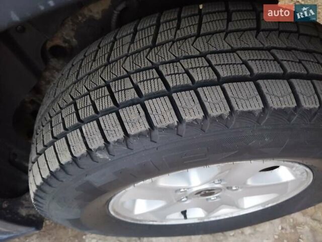 Синий Cанг Йонг Рекстон, объемом двигателя 2.7 л и пробегом 170 тыс. км за 7500 $, фото 4 на Automoto.ua